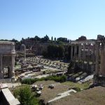 Blick auf das antike Herz der Stadt - das Forum Romanum